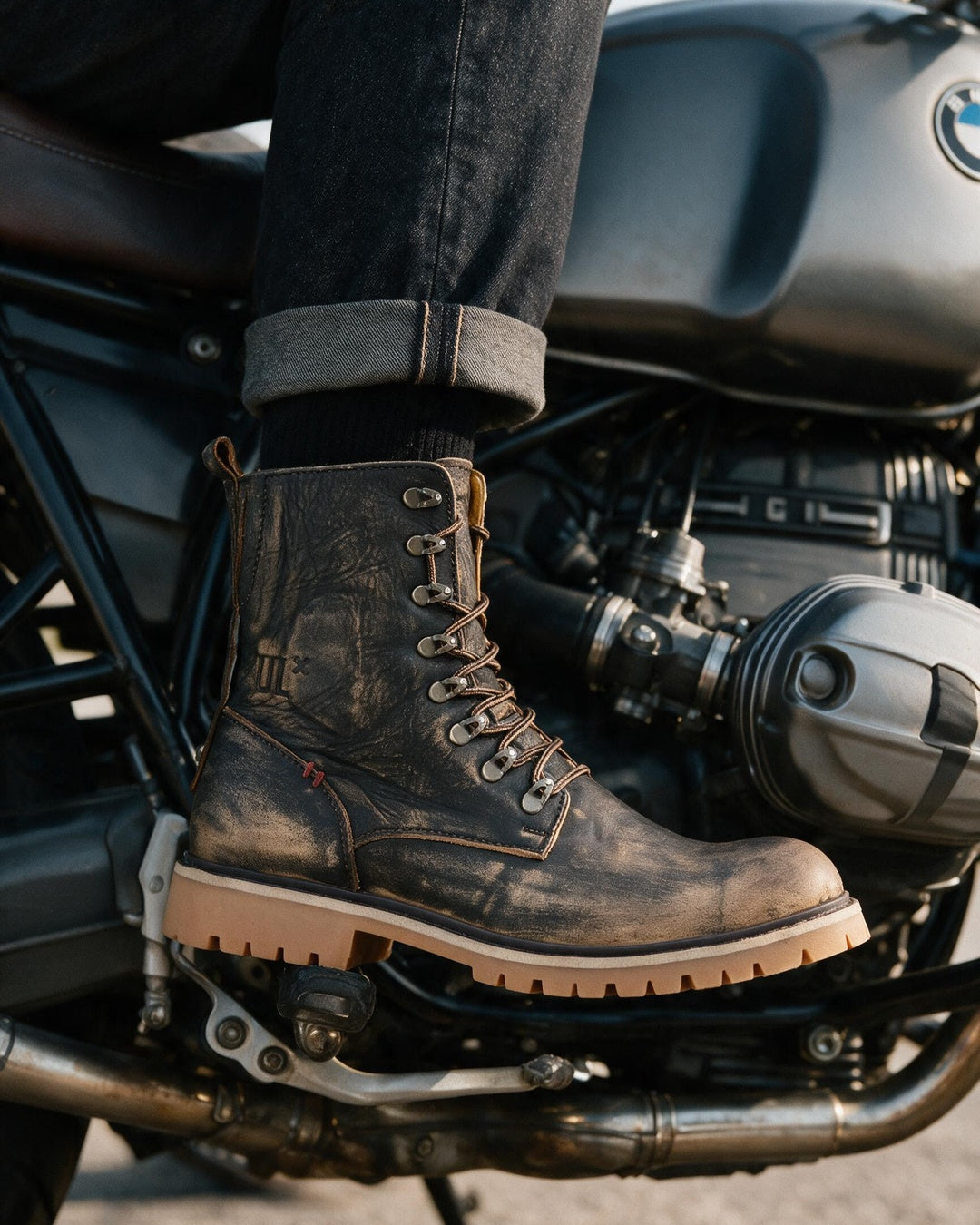 Dune biker boots